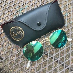 Round Ray-Bans